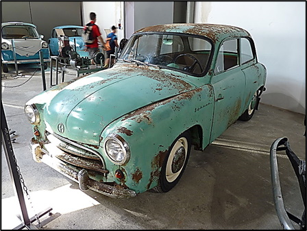01 Syrena 100
